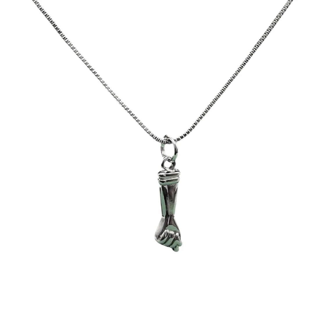 CORRENTE VENEZIANA COM MÃO DE FATIMA (FIGA) LISA 40CM - BANHADO A RODIO BRANCO