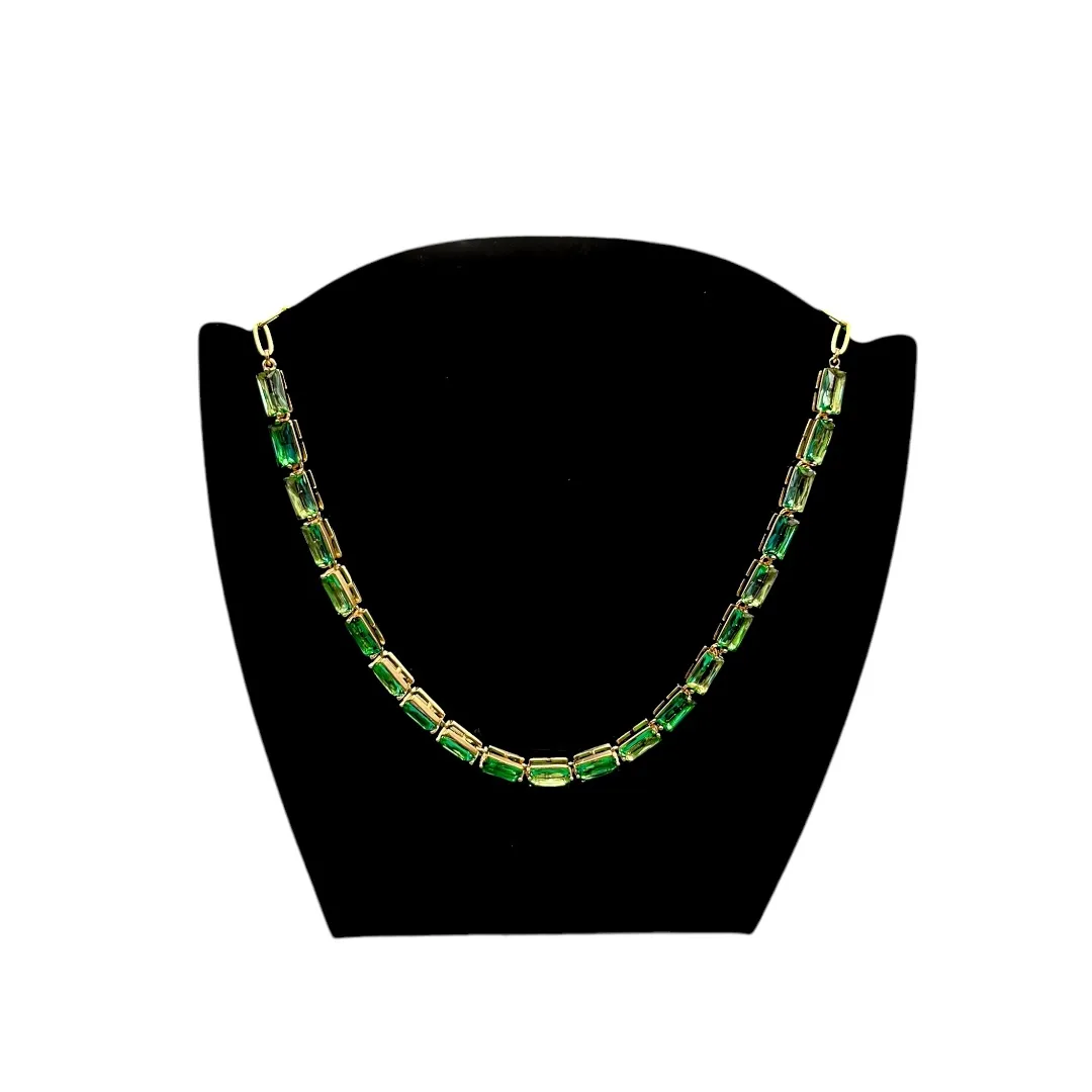CHOKER TURMALINA VERDE RETANGULAR CRAVEJADO - BANHADO A OURO 18K