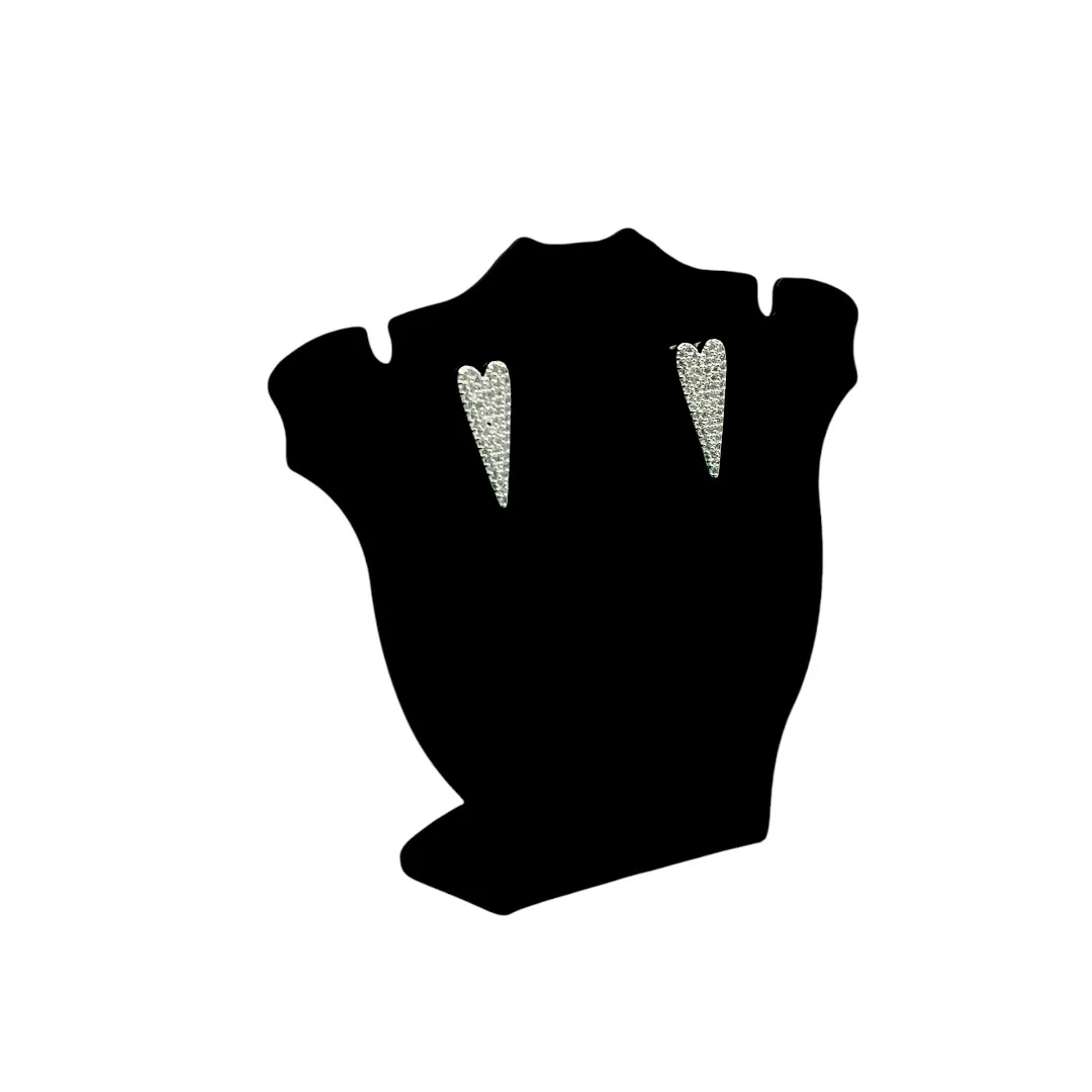 BRINCO CORAÇÃO ESTICADO MÉDIO CRAVADO COM MICRO ZIRCONIA CRISTAL - BANHADO A PRATA 925
