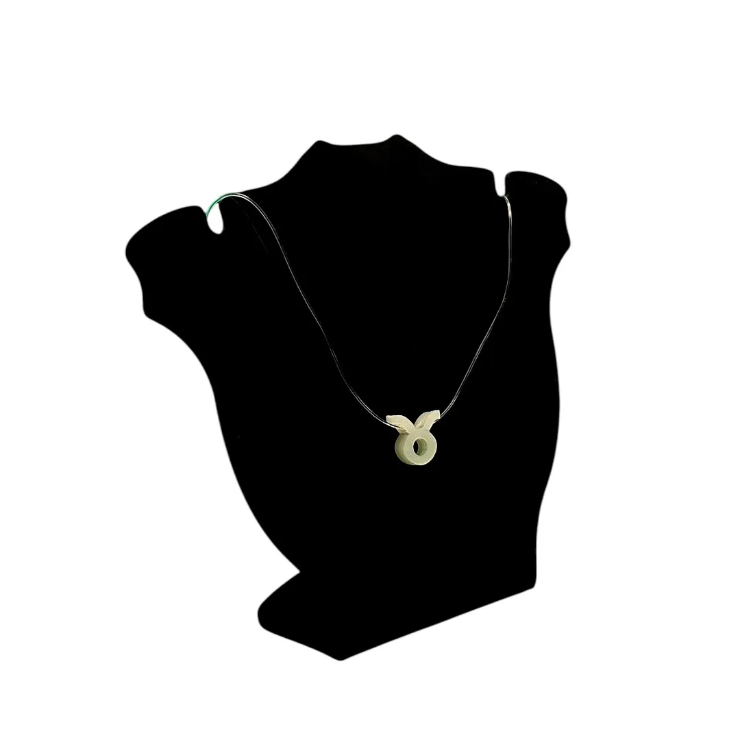CORRENTE FIO DE SILICONE COM PINGENTE MADRÉROLA SIGNO TOURO - BANHADO A OURO 18K