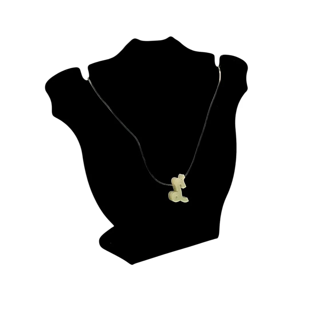 CORRENTE FIO DE SILICONE COM PINGENTE MADRÉROLA SIGNO CAPRICORNIO- BANHADO A OURO 18K