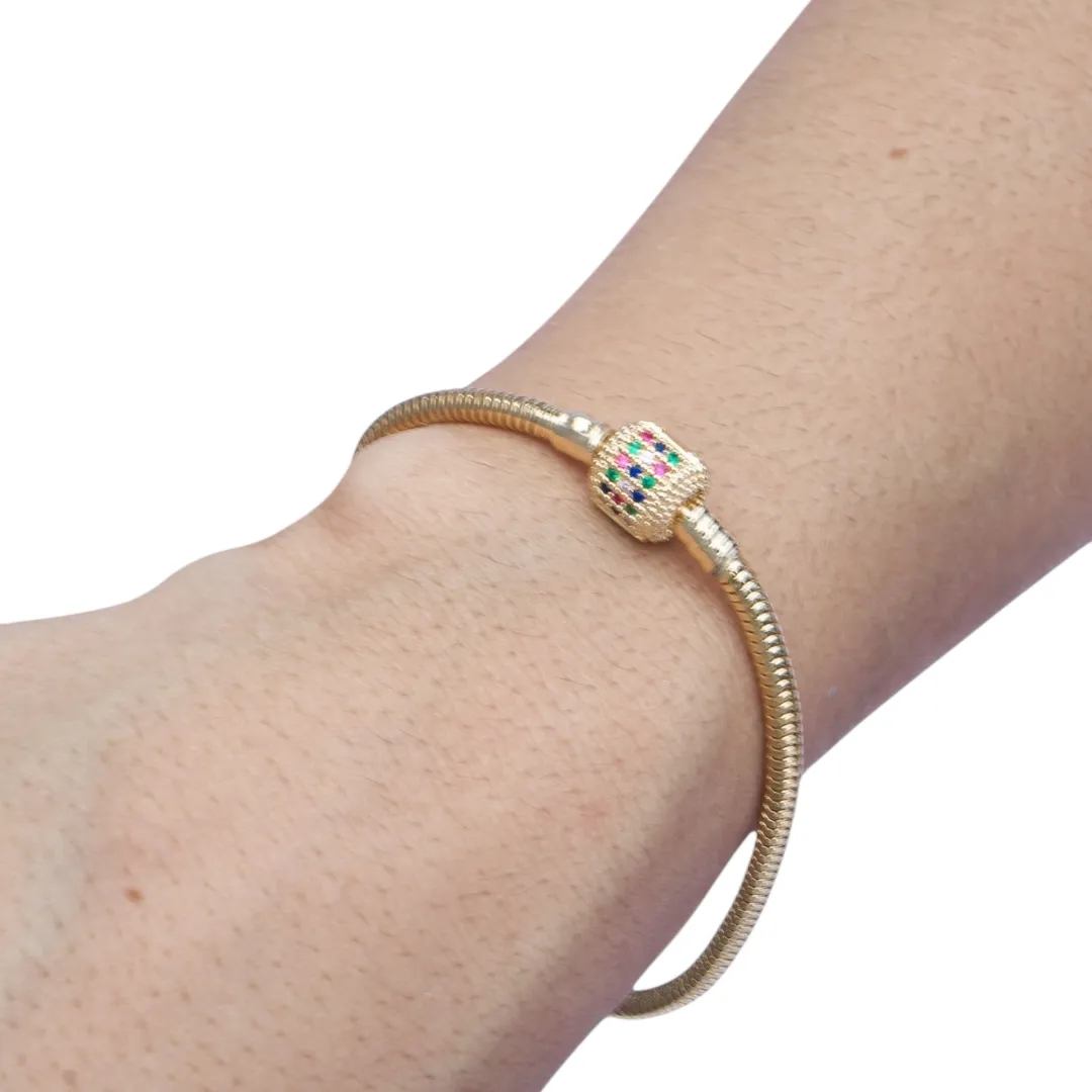 PULSEIRA PANDORA FECHO QUADRADO CRAVEJADO ZIRCONIA COLORIDA 18CM- BANHADO A OURO 18K