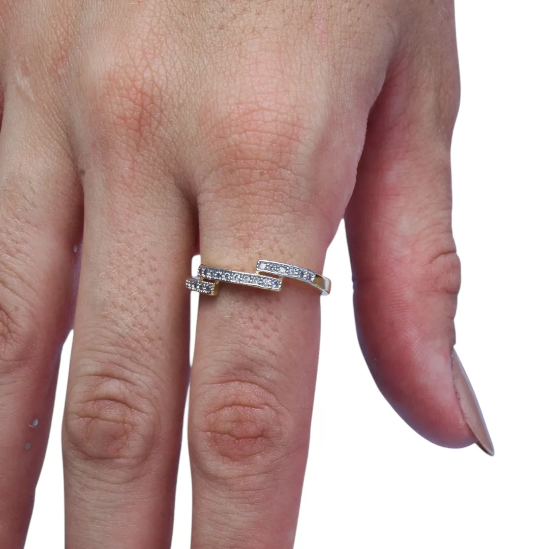 ANEL FIO TRIPLO COM MICRO ZIRCONIA CRISTAL Nº 22- BANHADO A OURO 18K