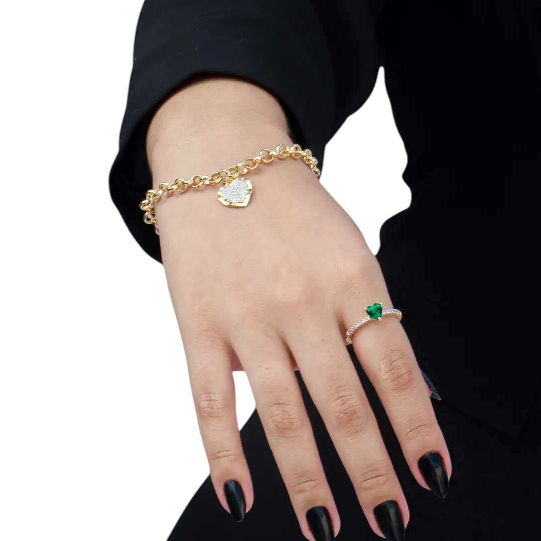 PULSEIRA ELO PORTUGUES MÉDIO COM PINGENTE DE CORAÇÃO CRAVADO COM MICRO ZIRCONIA CRISTAL- BANHADO A OURO 18K