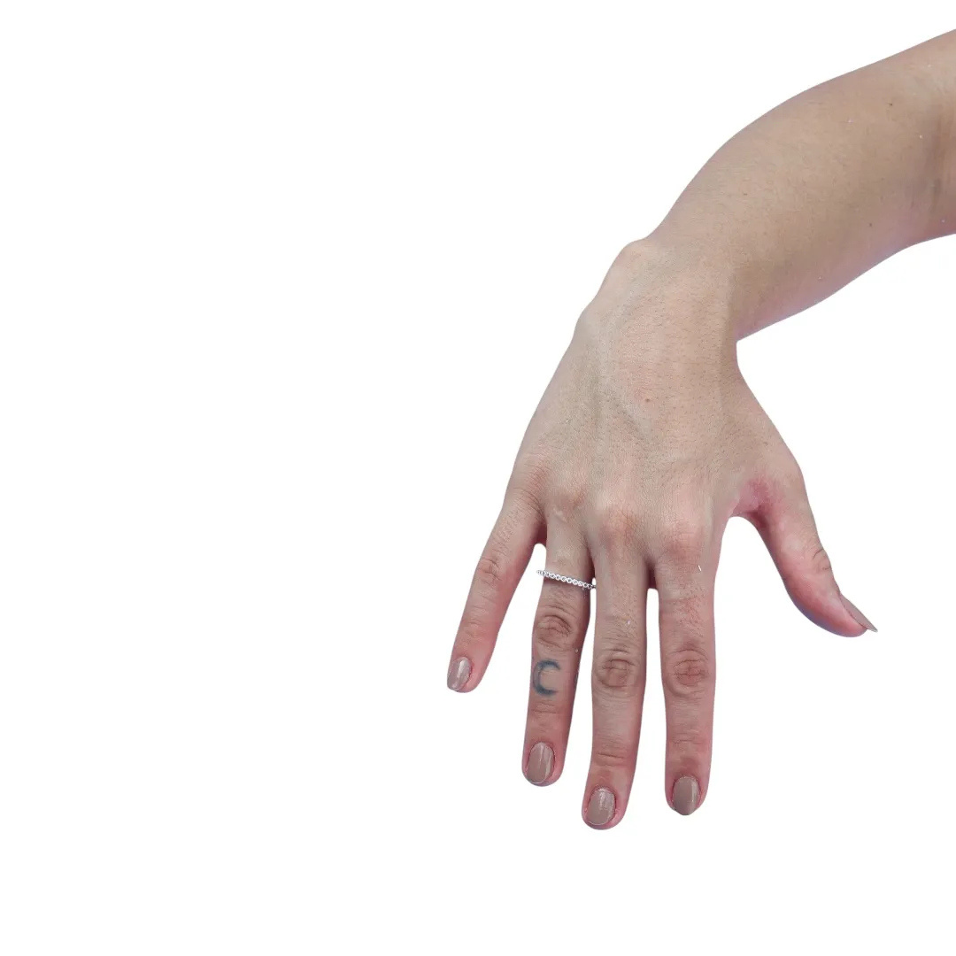 ANEL APARADOR COM MICRO ZIRCONIA CRISTAL REDONDA E BORDA Nº 16- BANHADO A PRATA 925