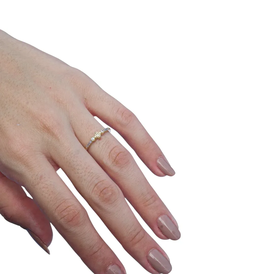 ANEL INSPIRAÇÃTREVO TIPO SOLITARIO COM MICRO ZIRCONIA CRISTAL Nº17- BANHADO A OURO 18K