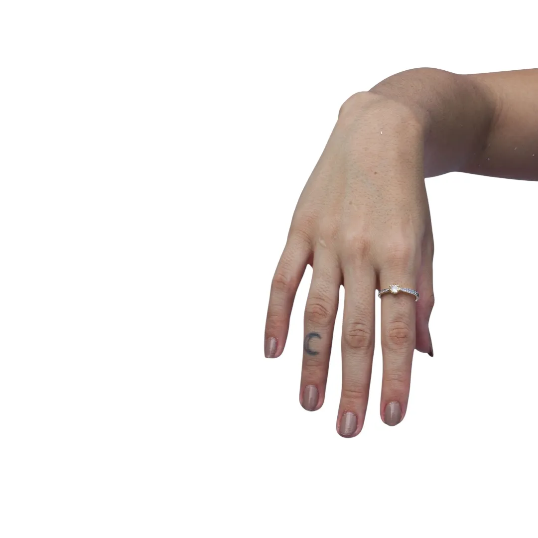 ANEL SOLITARIO FLOR E MICRO ZIRCONIA CRISTAL Nº 19- BANHADO A OURO 18K