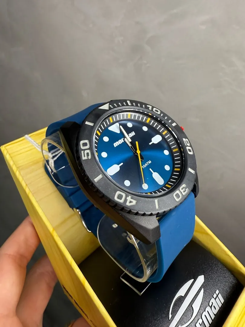 RELÓGIO MORMAII PRETO COM PULSEIRA AZUL BORRACHA FUNDO AZUL METALICO  MOPC21JC/8A - COR AZUL