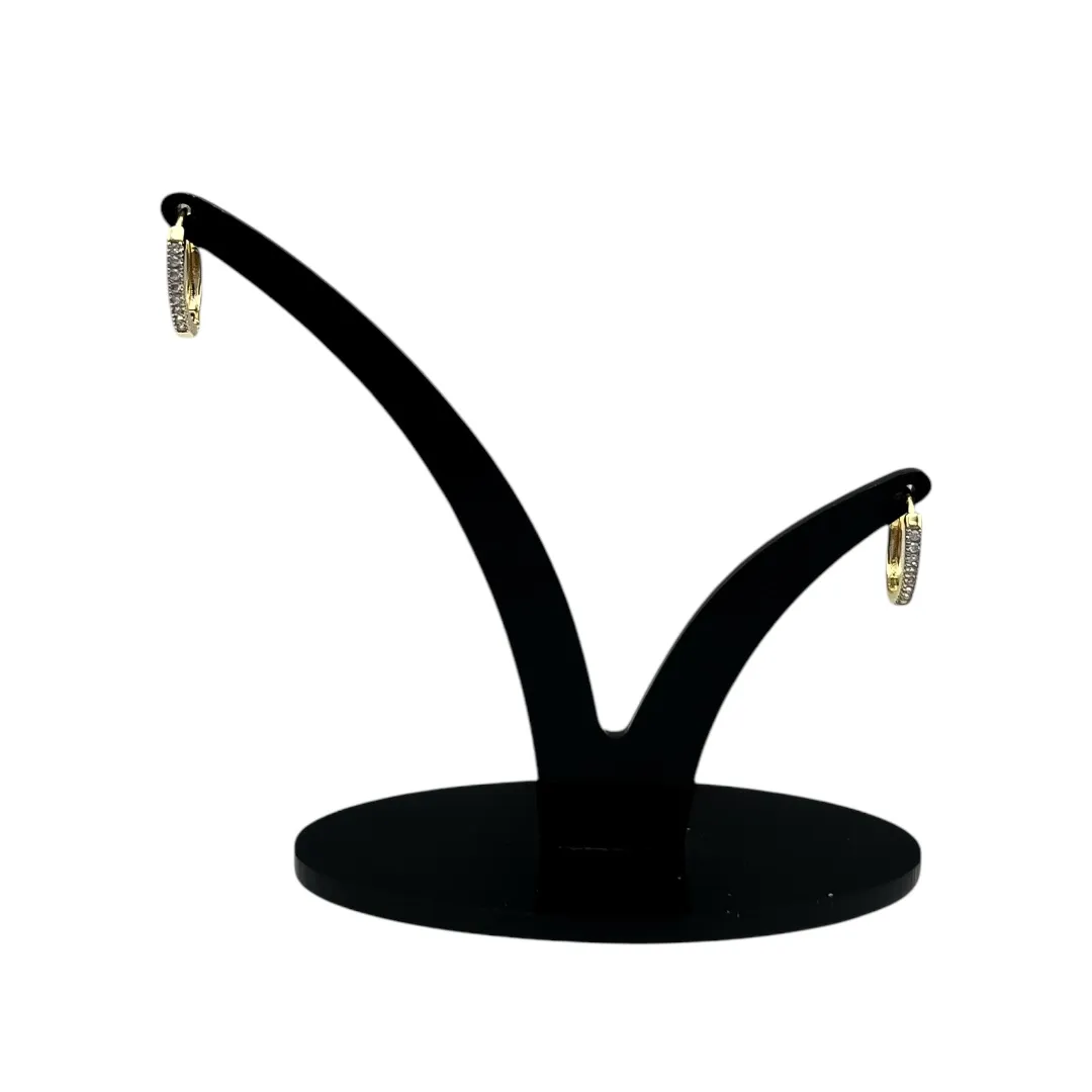 BRINCO ARGOLA FINA GRANDE COM FILEIRA UNICA CRAVADO COM MICRO ZIRCÔNIA CRISTAL - BANHADO A OURO 18K