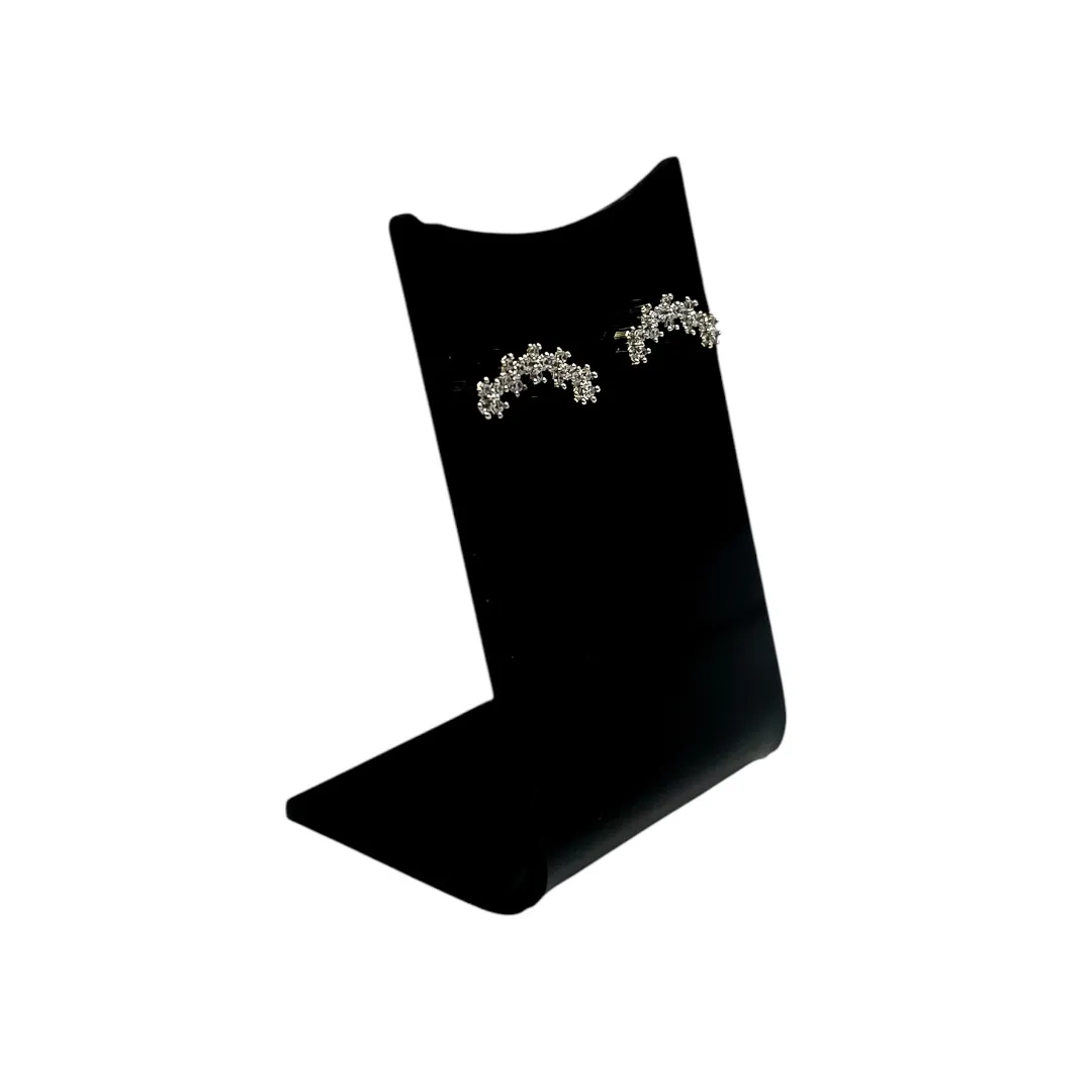 BRINCO FLOR COM MICRO ZIRCÔNIA CRISTAL - BANHADO A OURO 18K