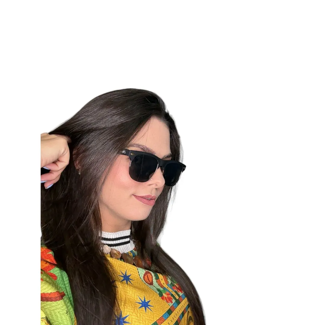 ÓCULOS DE SOL COM LENTE REDONDO PRETA ARMAÇÃO PRETA QUADRADA E DOURADA COM PROTEÇÃO UV 400 - MARCA PROPRIA