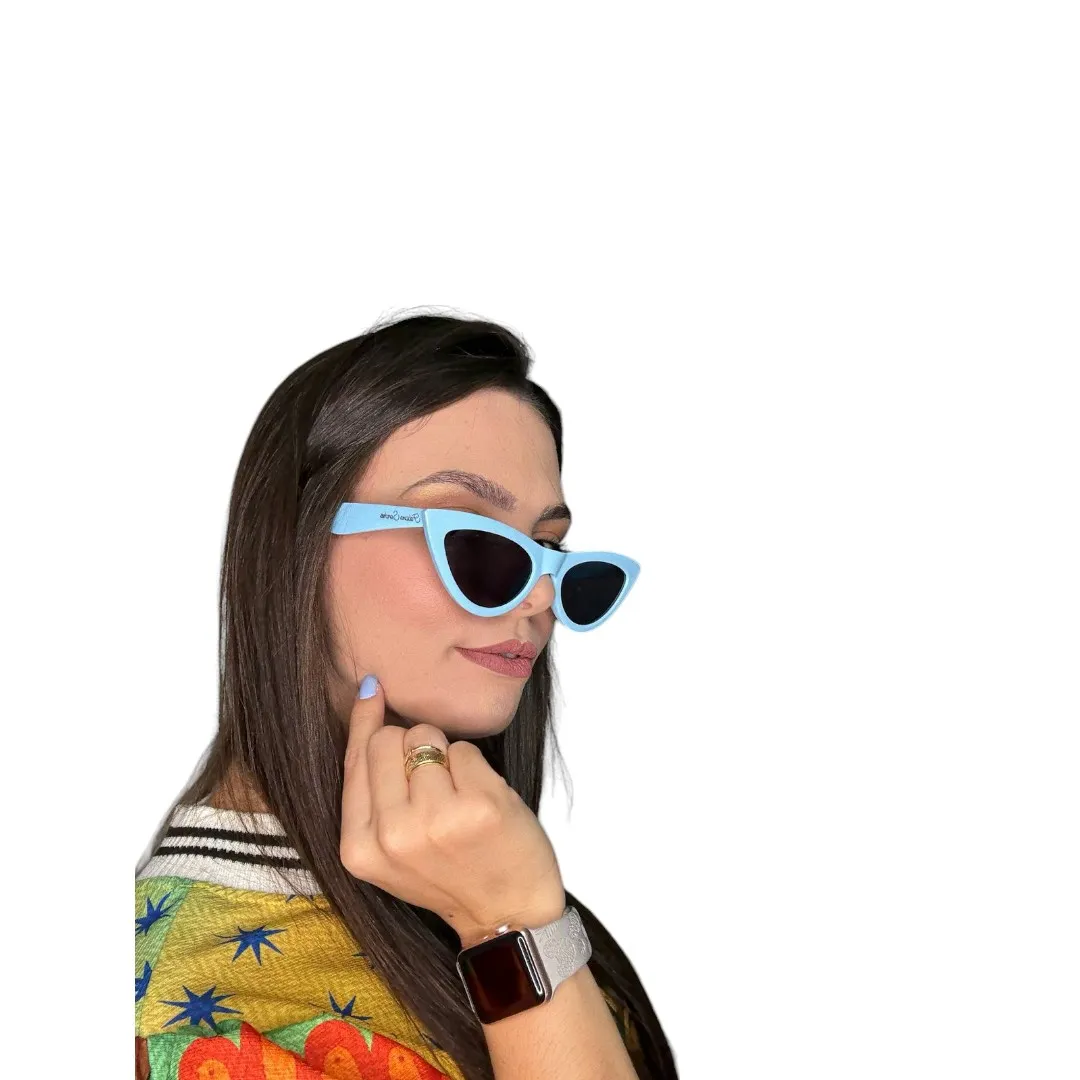 ÓCULOS DE SOL GATINHO AZUL BEBE COM LENTE CINZA CLARO ARMAÇÃO AZUL BEBE COM PROTEÇÃO UV 400 - MARCA PROPRIA