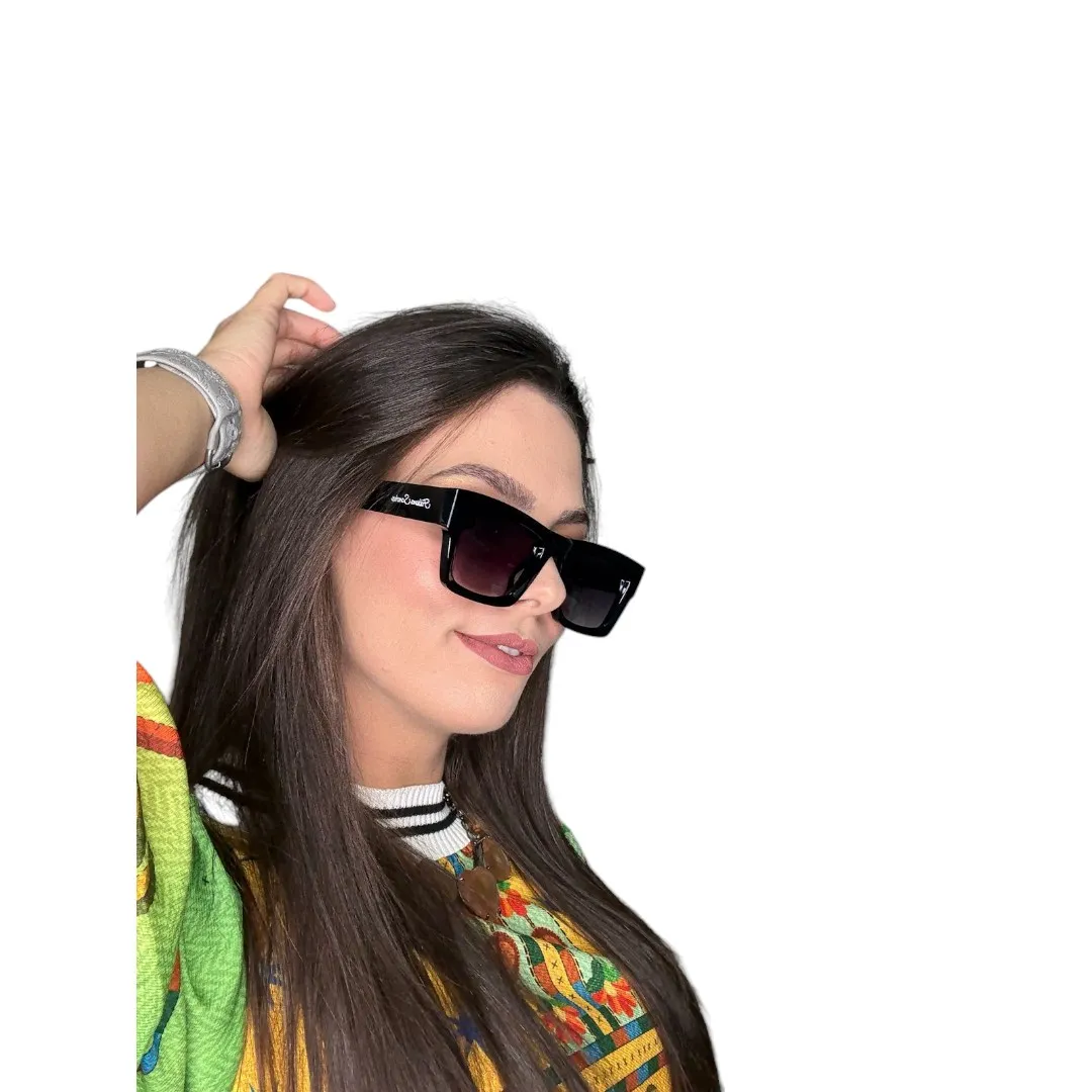ÓCULOS DE SOL QUADRADO RETRO LENTE PRETA ARMAÇÃO PRETO COM PROTEÇÃO UV 400 - MARCA PROPRIA
