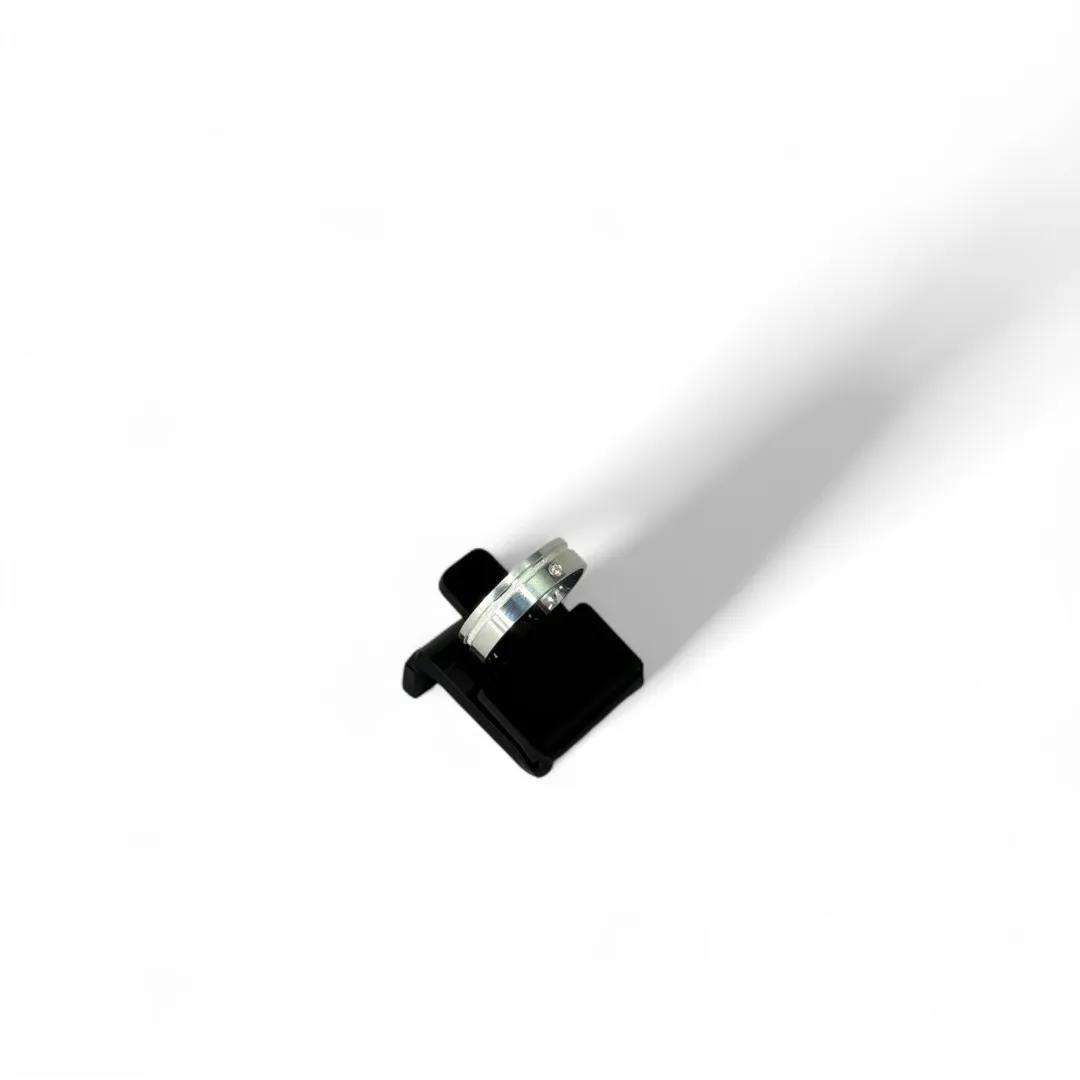 ALIANCA COM FILETE ESCOVADO 6MM COM PEDRINHA ZIRCONIA  Nº16 -PRATA 925