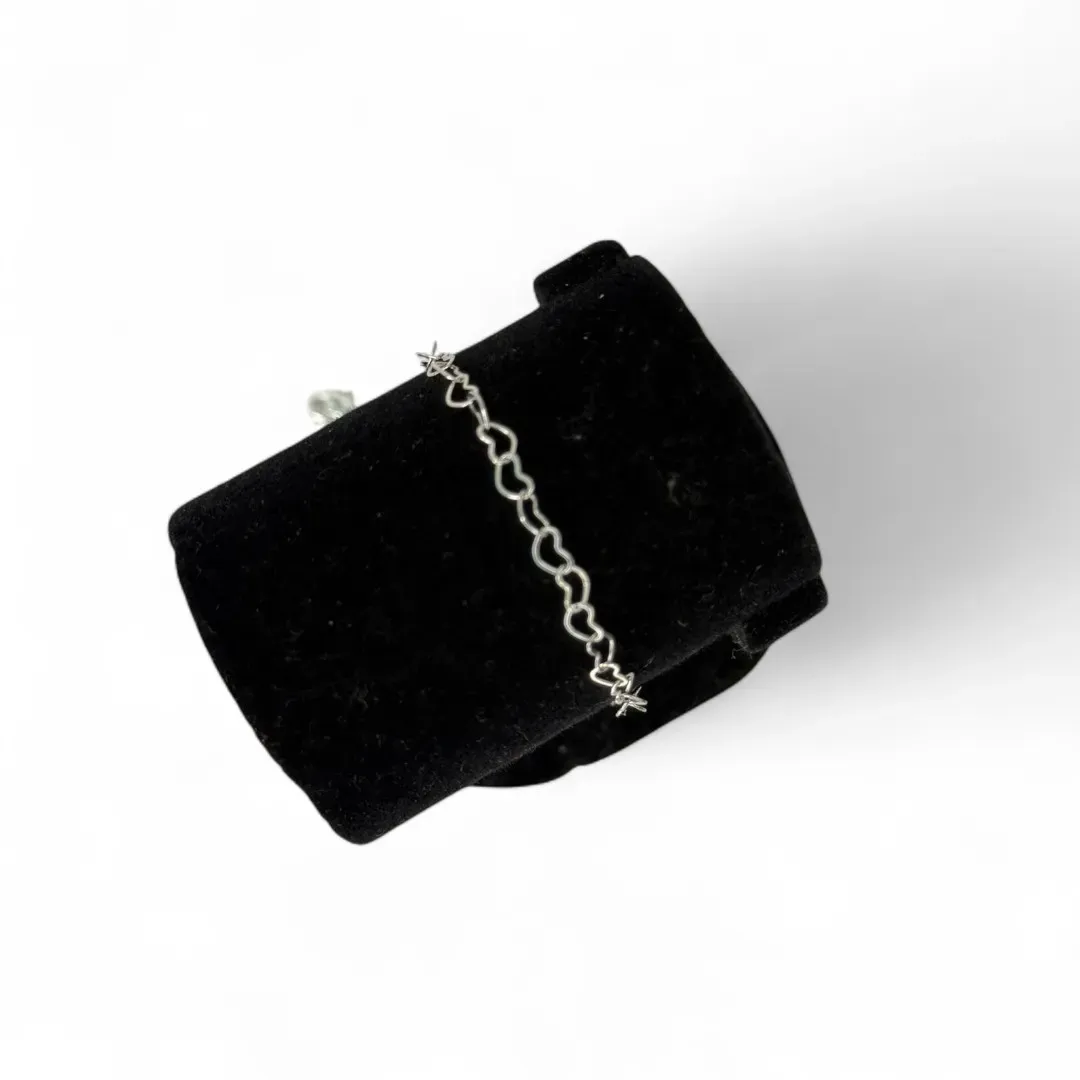 PULSEIRA CORRENTE CORAÇÃO VAZADO- BANHADO A RODIO BRANCO