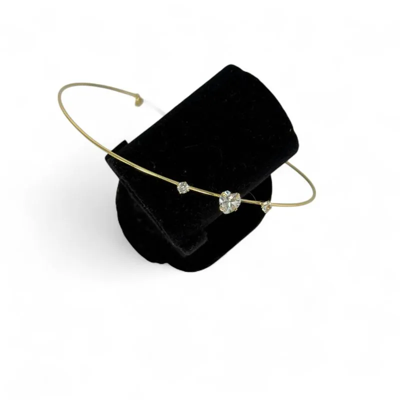 CORRENTE CHOKER RIGIDO  COM PONTO DE LUZ CORAÇÃO CRISTAL E EXTENSOR - BANHADO A OURO 18K