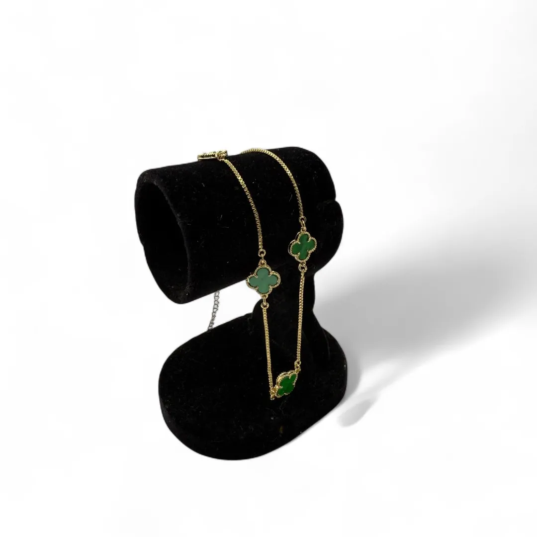 CORRENTE CHOKER TREVO VERDE 10MM RESINADO COM EXTENSOR - BANHADO A OURO 18K