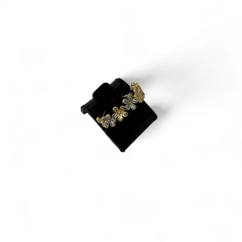 ANEL REGULAVEL 7 FLORES LADO A LADO CRAVEJADO COM ZIRCONIA CRISTAL - BANHADO A OURO 18K