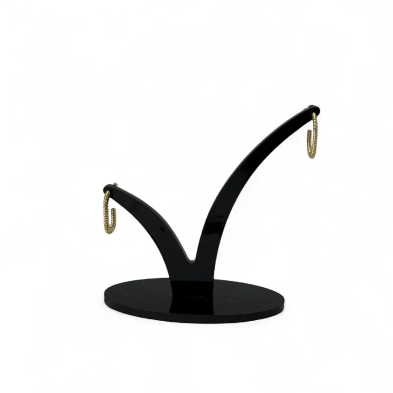BRINCO ARGOLA PEQUENA  QUADRADO CUMPRIDO DETALHADA  - BANHADO A OURO 18K