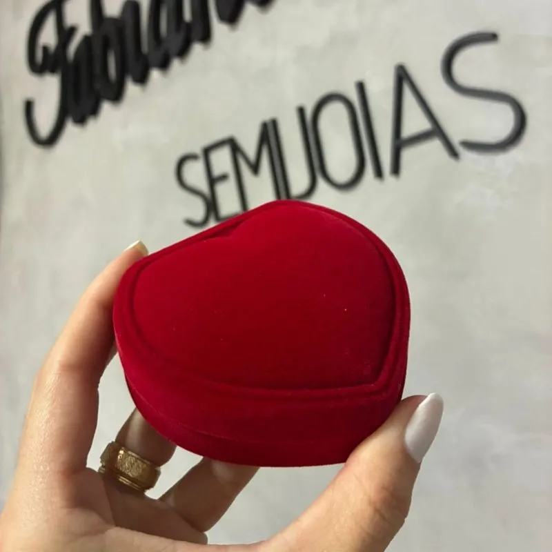 CAIXA DE VELUDO CORAÇÃO GRANDE PARA CORRENTE OU PULSEIRA  - CAIXA VELUDO VERMELHO