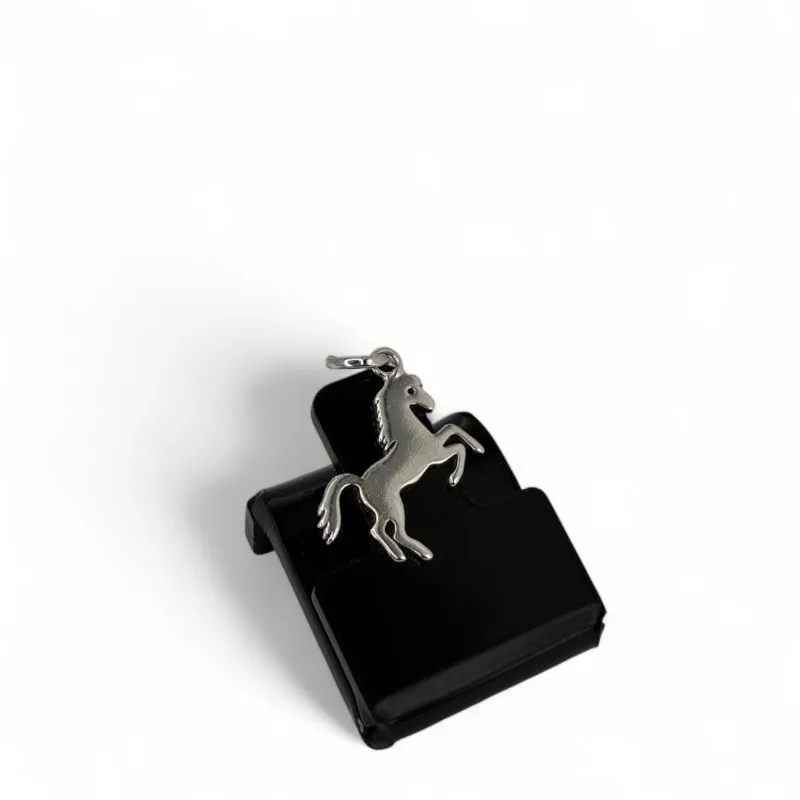 PINGENTE CAVALO PEQUENO LISO- BANHADO A RÓDIO BRANCO