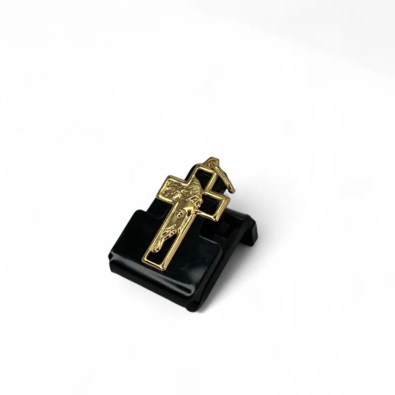PINGENTE CRUCIFIXO MÉDIO COM  JESUS CRISTO CRUCIFICADO - BANHADO A OURO 18K