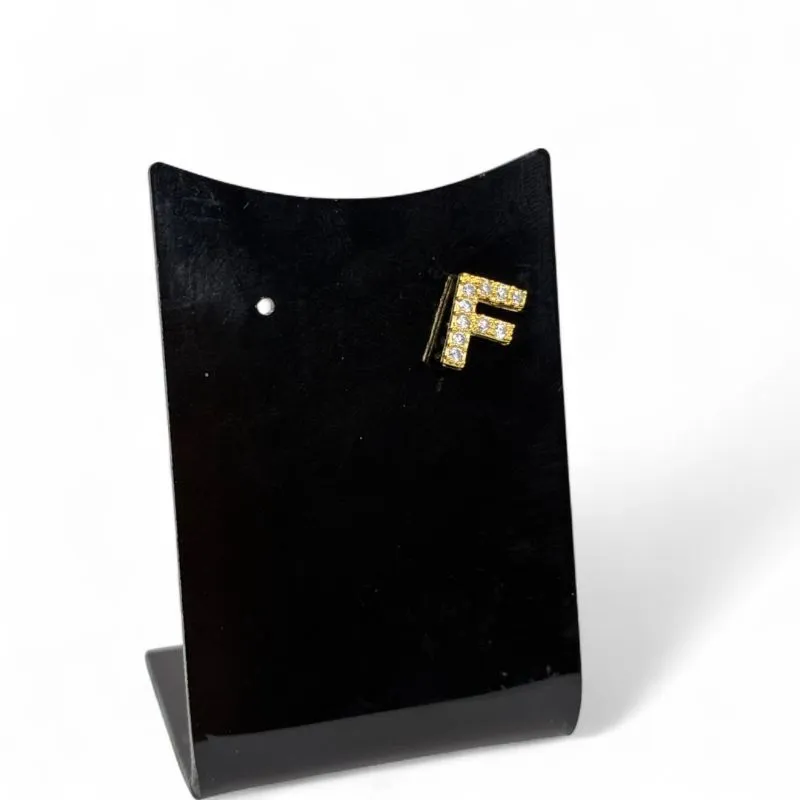 PINGENTE PARA MASCARA COM INICIAL F CRAVEJADO - BANHADO A OURO 18K