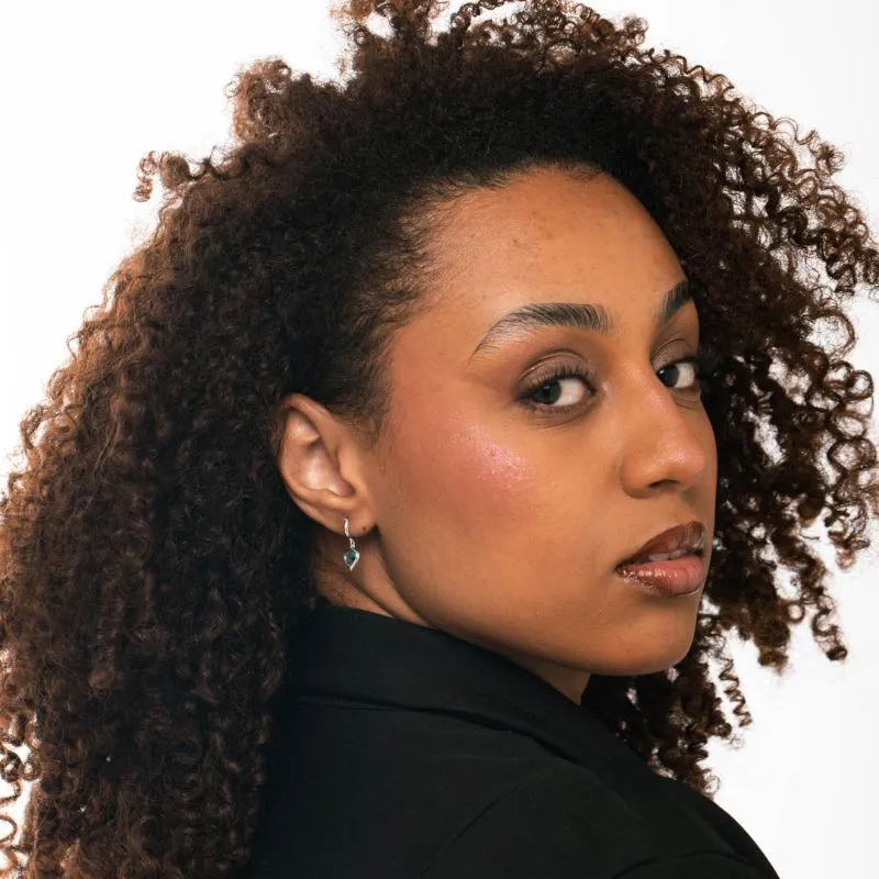 BRINCO ARGOLA DE CLICK COM PENDURICALHO CORAÇÃO VERDE AGUA - BANHADO A PRATA 925