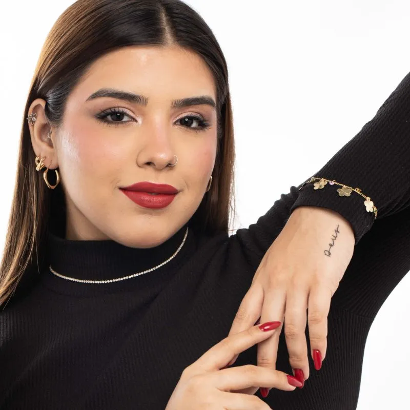 PULSEIRA COM PENDURICALHO MEDALHA FLOR E ZIRCONIA COLORIDA COM EXTENSOR - BANHADO A OURO 18K