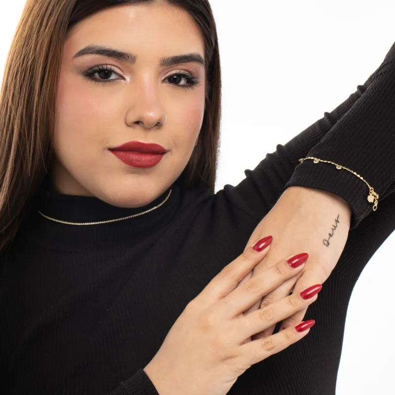 PULSEIRA PONTILHADA LISA COM PENDURICALHO PONTO DE LUZ ACRILICO CRISTAL COM EXTENSOR - BANHADO A OURO 18K