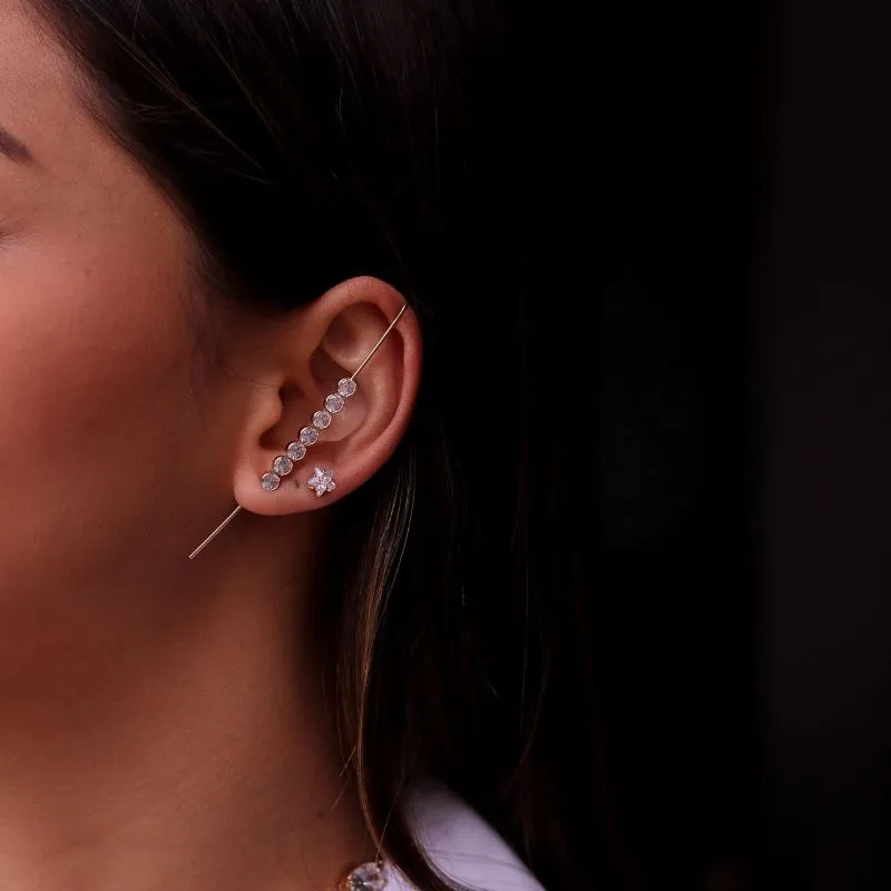 BRINCO TRANSVERSAL ZIRCONIA BOLINHA CRISTAL  - BANHADO A OURO 18K