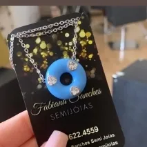 CONJUNTO CORRENTE ELO PORTUGUES FINO COM PINGENTE RESINADO AZUL BEBE E ZIRCONIA CORAÇÃO CRISTAL - BANHADO A PRATA 925
