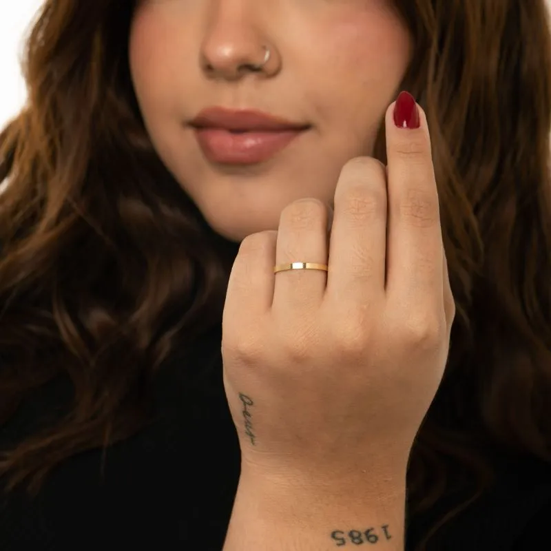 ALIANÇA LISA QUADRADA 2MM Nª13- BANHADO A OURO 18K