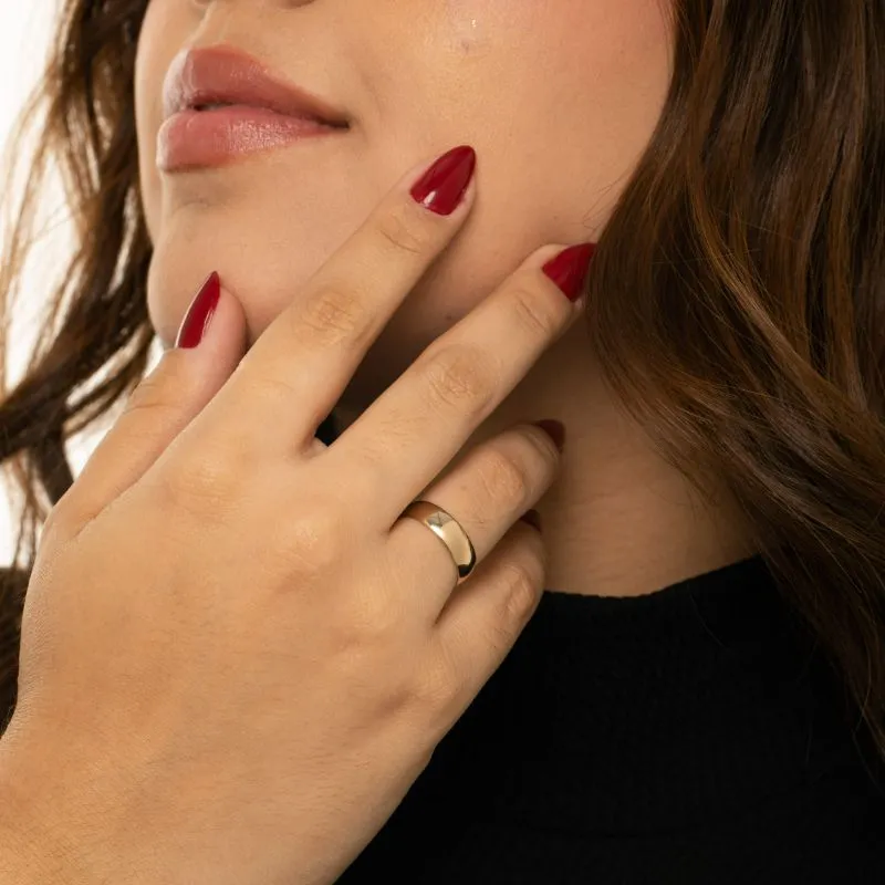 ALIANÇA TRADICIONAL REDONDA 4MM Nª25- BANHADO A OURO 18K