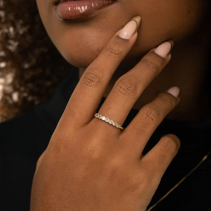 ANEL APARADOR BASE ALTA COM MICRO ZIRCÔNIA CRAVEJADA CRISTAL Nº21- BANHADO A OURO 18K