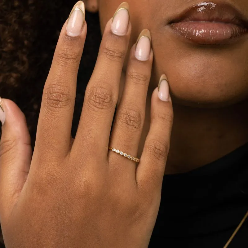 ANEL APARADOR COM MICRO ZIRCÔNIA CRAVEJADA CRISTAL REDONDA  Nº16- BANHADO A OURO 18K