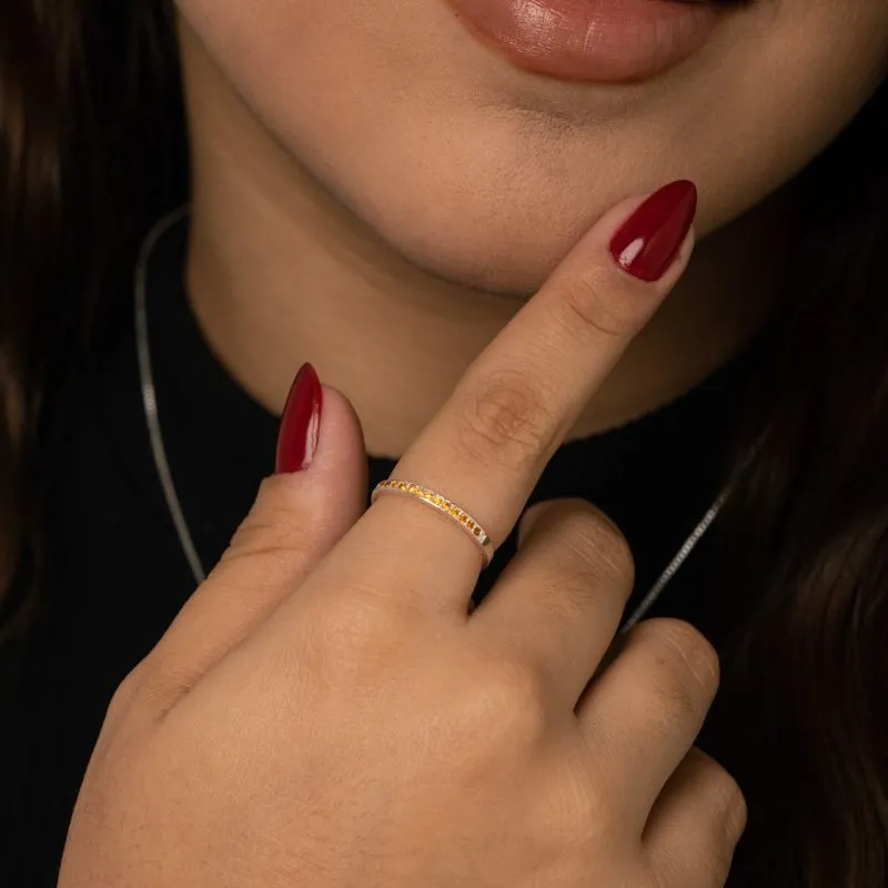 ANEL APARADOR COM MICRO ZIRCÔNIA CRAVEJADA QUADRADA LARANJA Nº20- BANHADO A PRATA 925