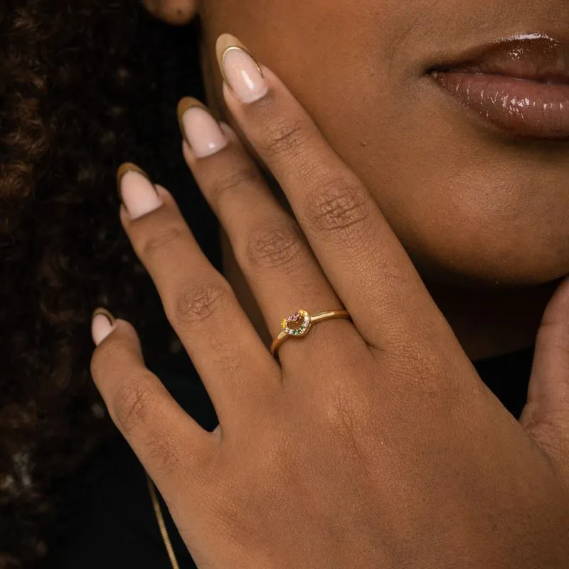 ANEL CORAÇÃO VAZADO COM ZIRCÔNIA COLORIDA Nº18 - BANHADO A OURO 18K