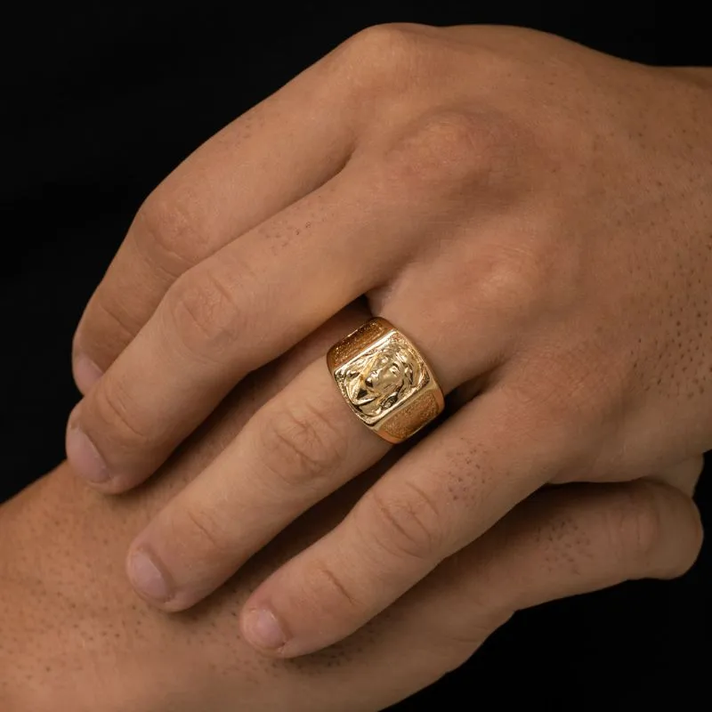 ANEL MASCULINO GRANDE COM A FACE DE CRISTO LISO Nº18 - BANHADO A OURO 18K