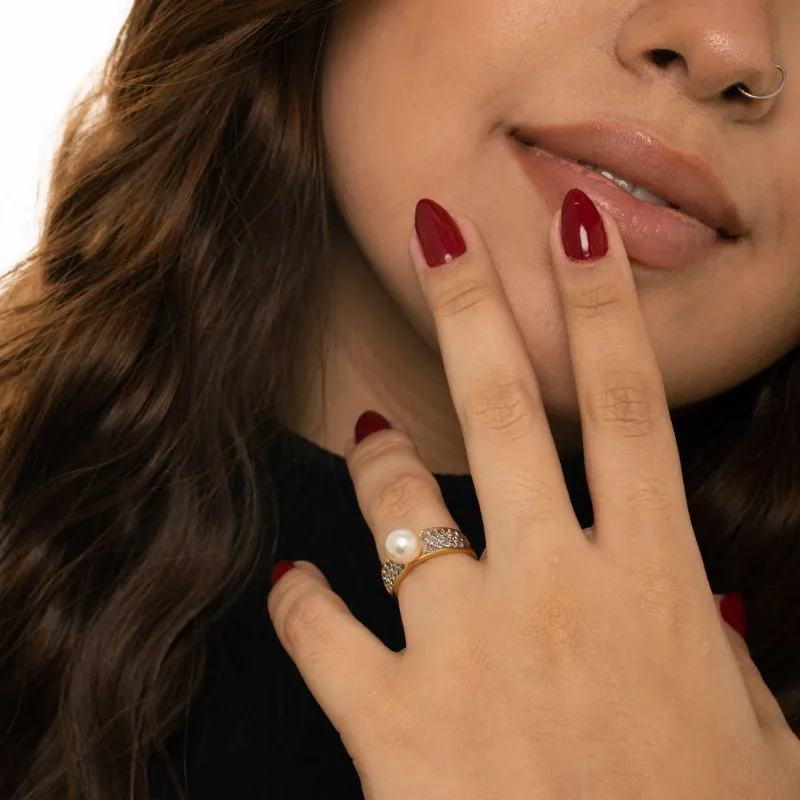 ANEL SOLITÁRIO EM PÉROLA COM ZIRCONIA CRISTAL- Nª16- BANHADO A OURO 18K