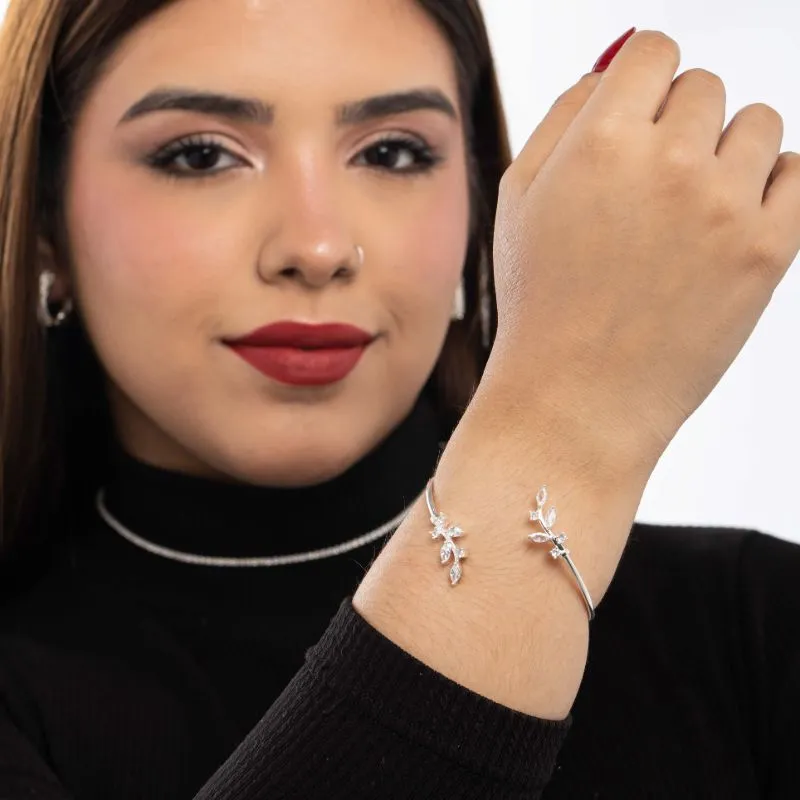 BRACELETE FOLHA DUPLA COM ZIRCÔNIA CRISTAL  - BANHADO A PRATA 925