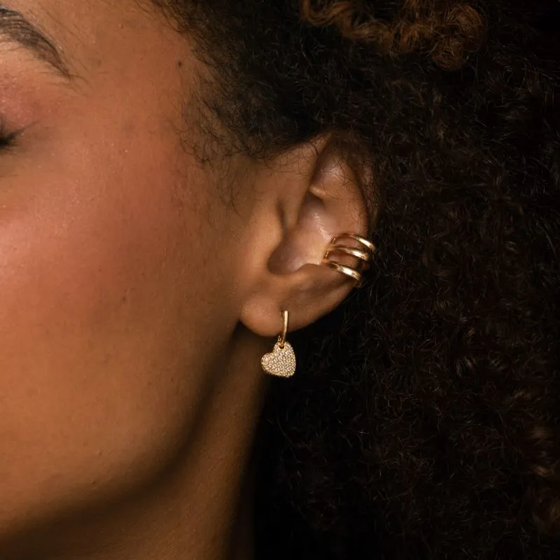 BRINCO CORAÇÃO PENDURADO COM MICRO ZIRCÔNIA CRISTAL- BANHADO A OURO 18K