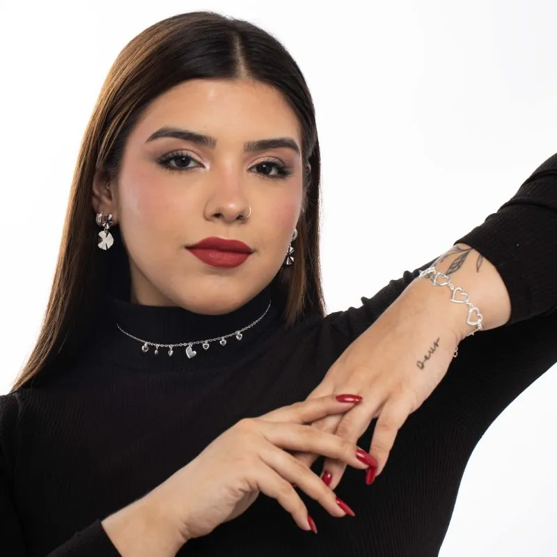 CHOKER CORRENTE ELO PORTUGUES FINO COM PONTO DE LUZ CORAÇÃO CRISTAL E CORAÇÃO CHEIO VAZADA COM EXTENSOR   - BANHADO A PRATA 925