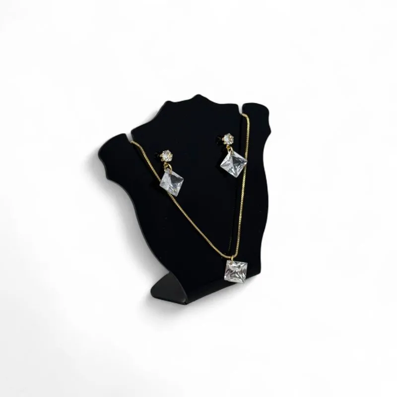 CONJUNTO CORRENTE VENEZIANA E BRINCO COM PENDURICALHO PEDRA LOSANGO CRISTAL E PONTO DE LUZ CRISTAL - BANHADO A OURO 18K