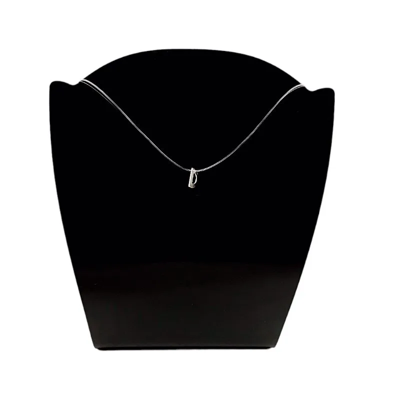 CORRENTE FIO DE SILICONE COM PINGENTE INICIAL D SIMPLES- BANHADO A PRATA 925