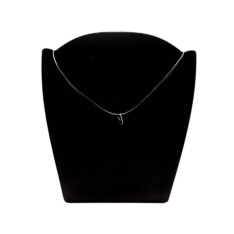 CORRENTE FIO DE SILICONE COM PINGENTE  INICIAL V SIMPLES  - BANHADO A PRATA 925