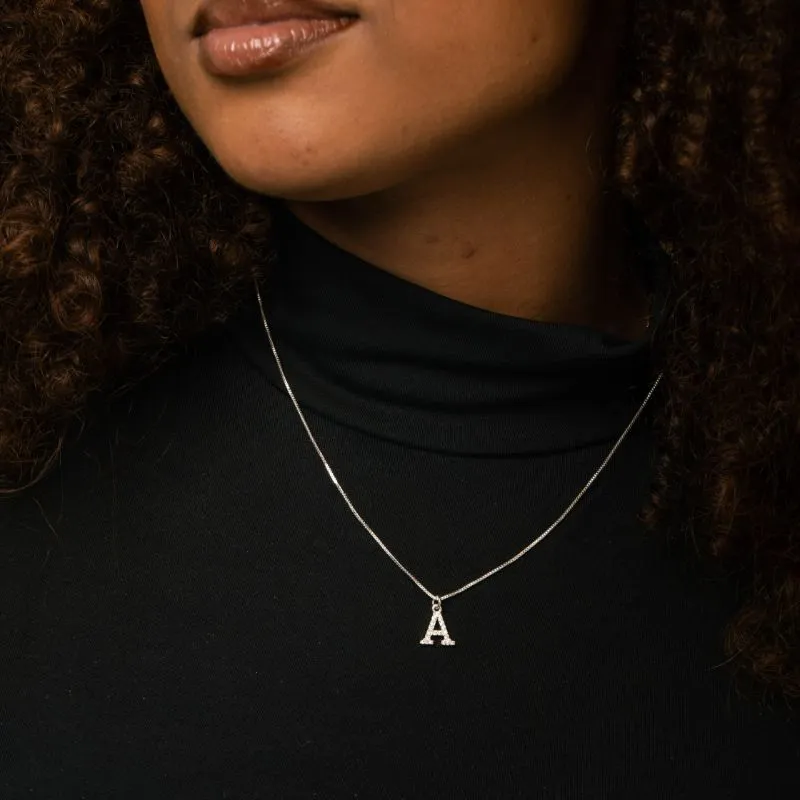 CORRENTE VENEZIANA COM INCIAL A PEQUENA CRAVEJADA EM MICRO ZIRCÔNIA CRISTAL - BANHADO A PRATA 925