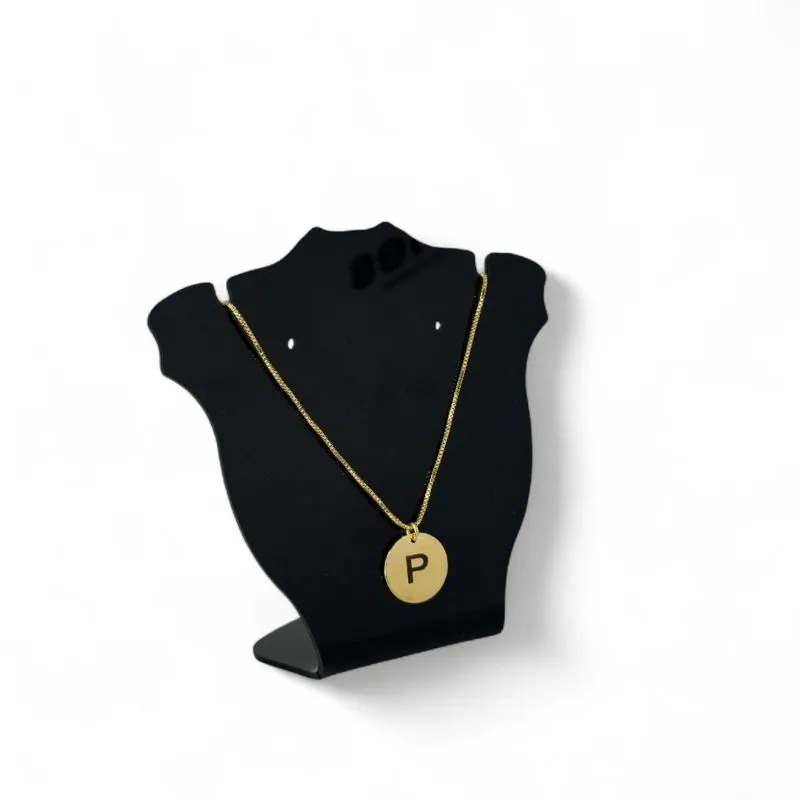 CORRENTE VENEZIANA COM PINGENTE MEDALHA GRAVAÇÃO A LASER E INICIAL P - BANHADO A OURO 18K