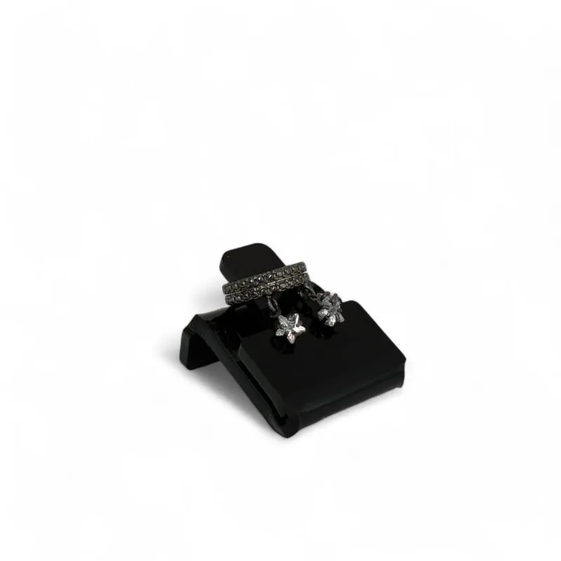 PIERCING FAKE ESTRELAS PENDURADAS ZIRCONIA - BANHADO A RÓDIO NEGRO