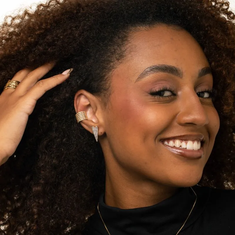 BRINCO CORAÇÃO ESTICADO MÉDIO CRAVADO COM MICRO ZIRCONIA CRISTAL - BANHADO A OURO 18K